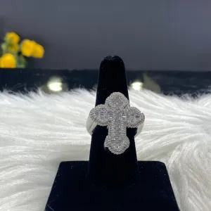 10K White Gold Diamond Cross Ring 1.29Ct Dia / 16.3gr / Size 8.5