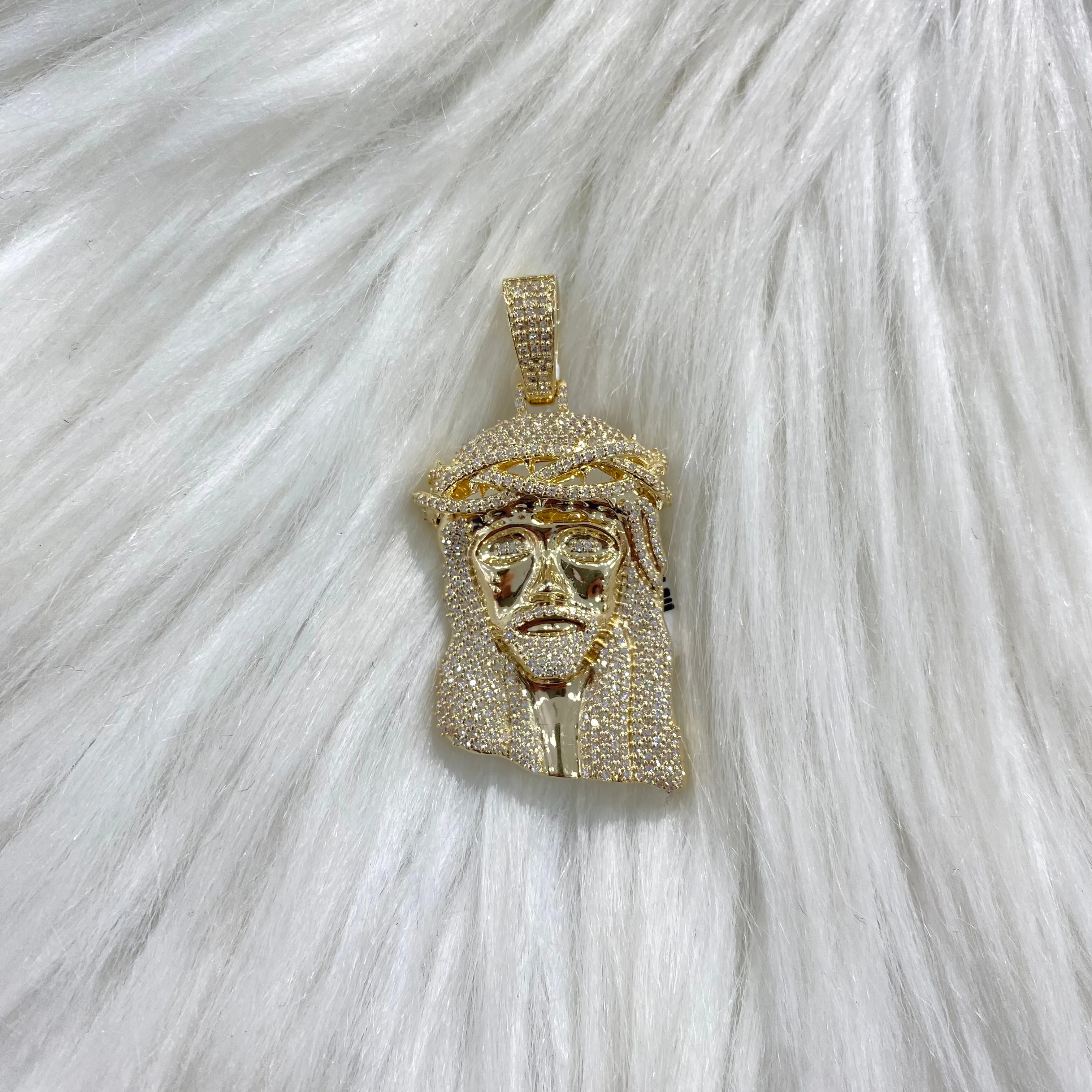 10K Yellow Gold Diamond Jesus Face Pendant 0.86Ct Dia / 7.6gr