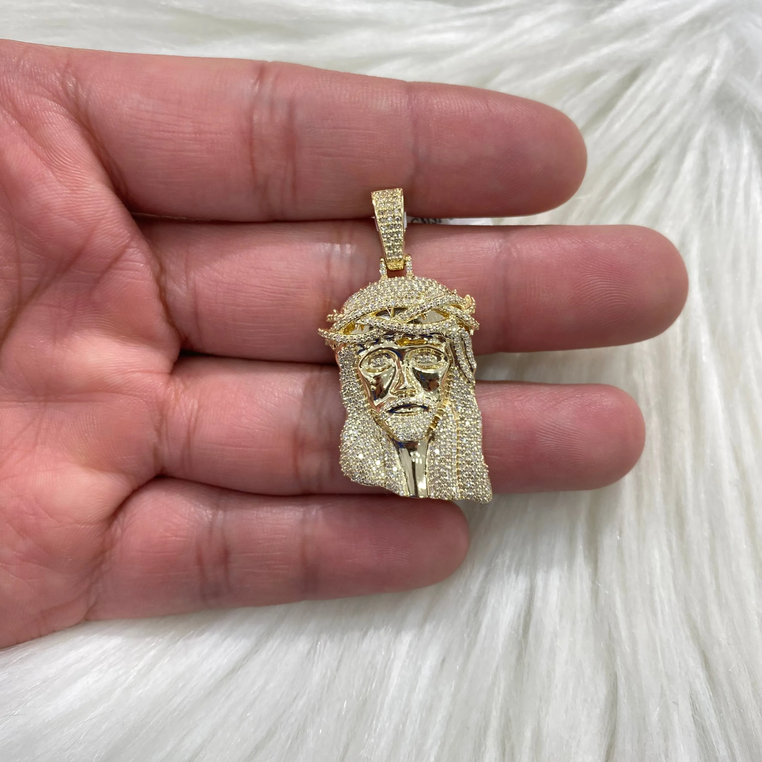 10K Yellow Gold Diamond Jesus Face Pendant 0.86Ct Dia / 7.6gr
