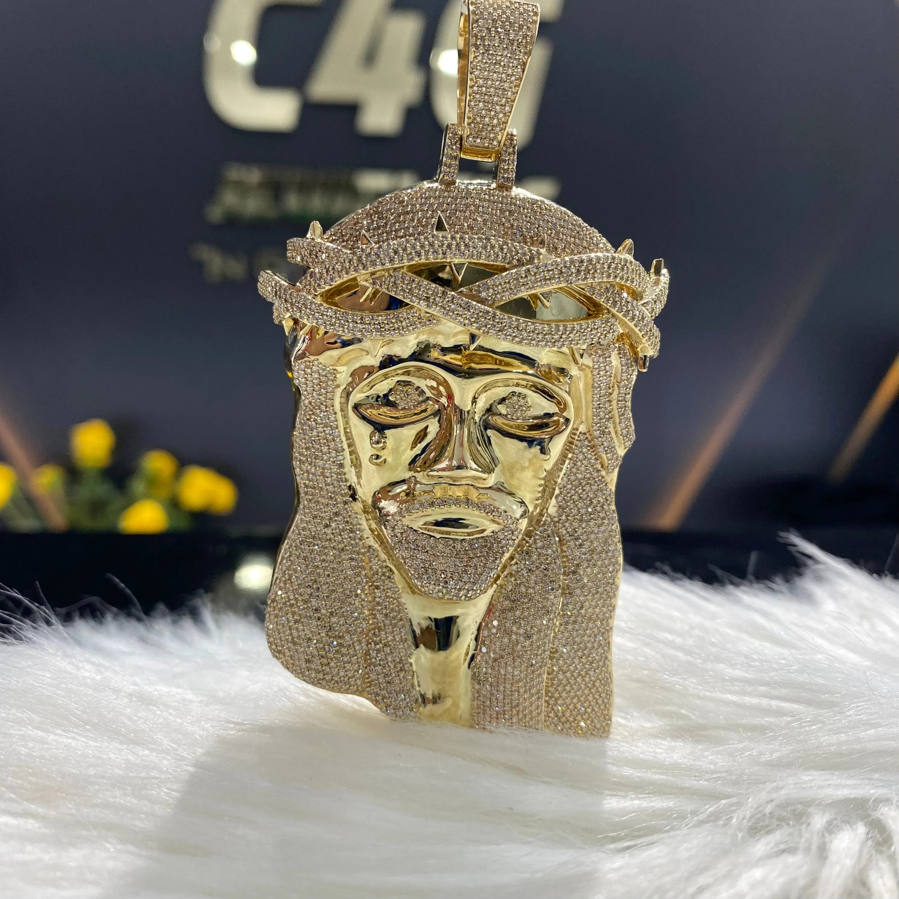 10K Yellow Gold Diamond Jesus Face Pendant 6.29Ct Dia / 49.5gr