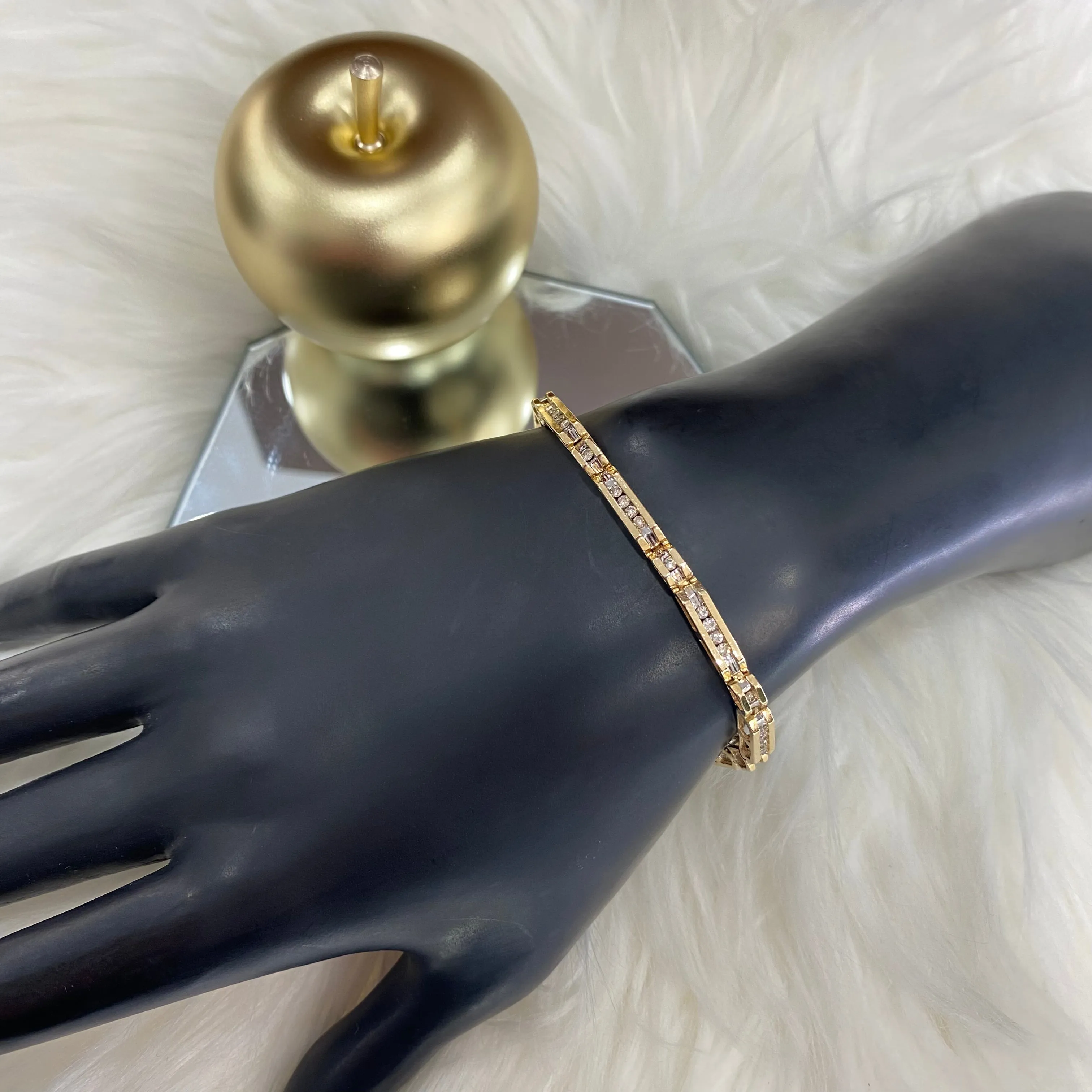 10K Yellow Gold Luxury Bracelet With Diamond / 13.2gr / 3.7mm / 7.5in