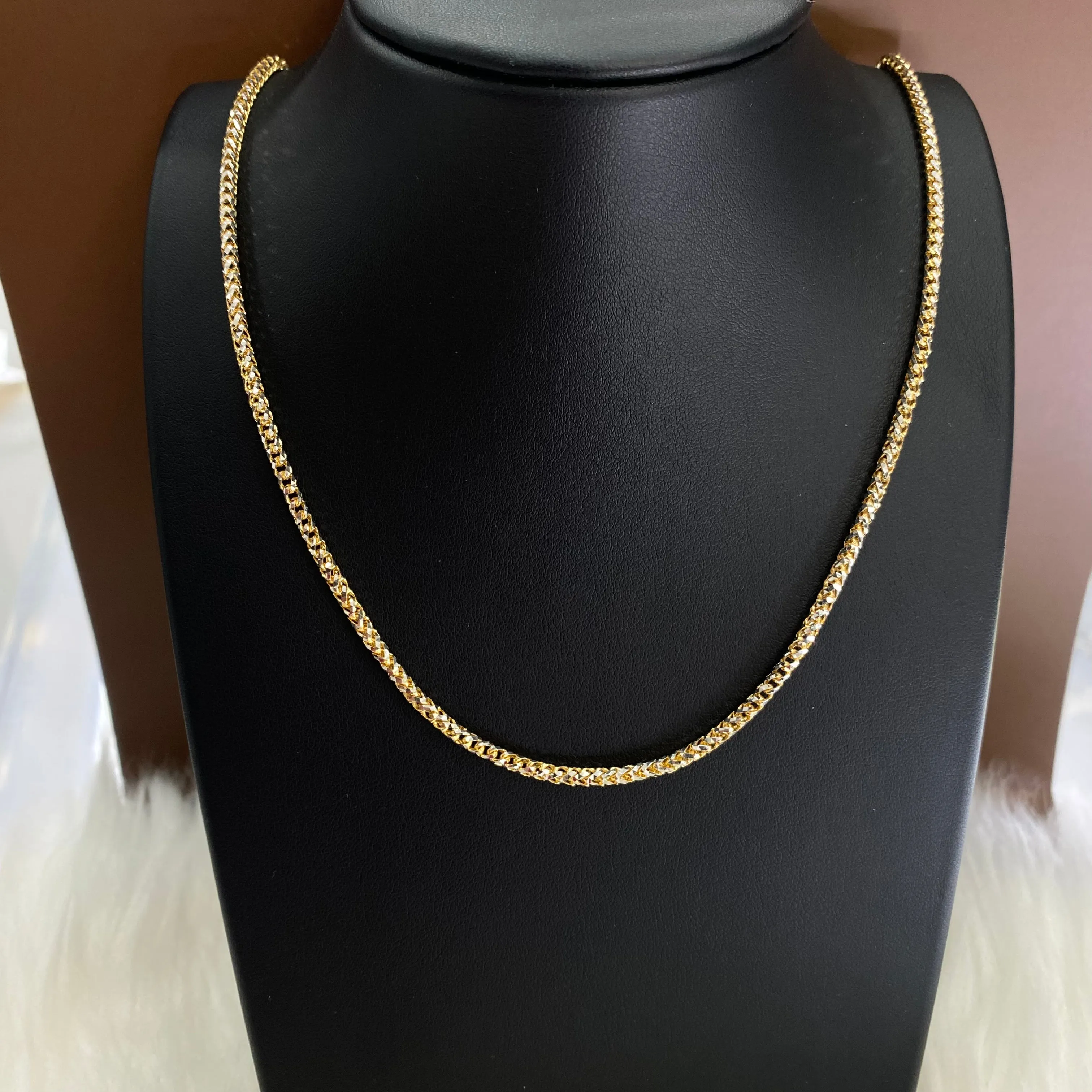 10K Yellow - White Gold Diamond Cut Chain / 15.9gr / 2.6mm / 20in