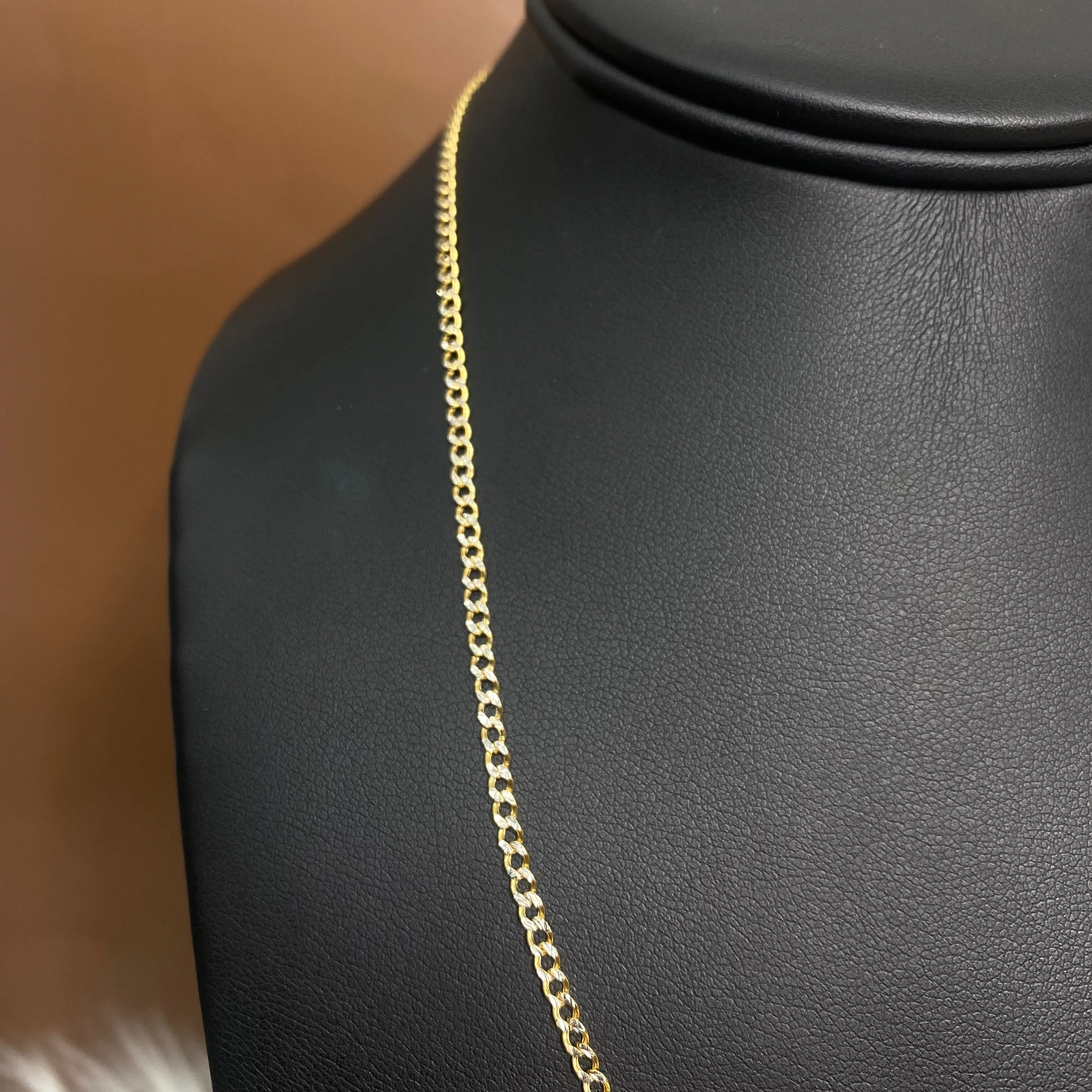 14K Yellow Gold American Cuban Link Chain Diamond Cut / 1.8gr / 2mm / 18in