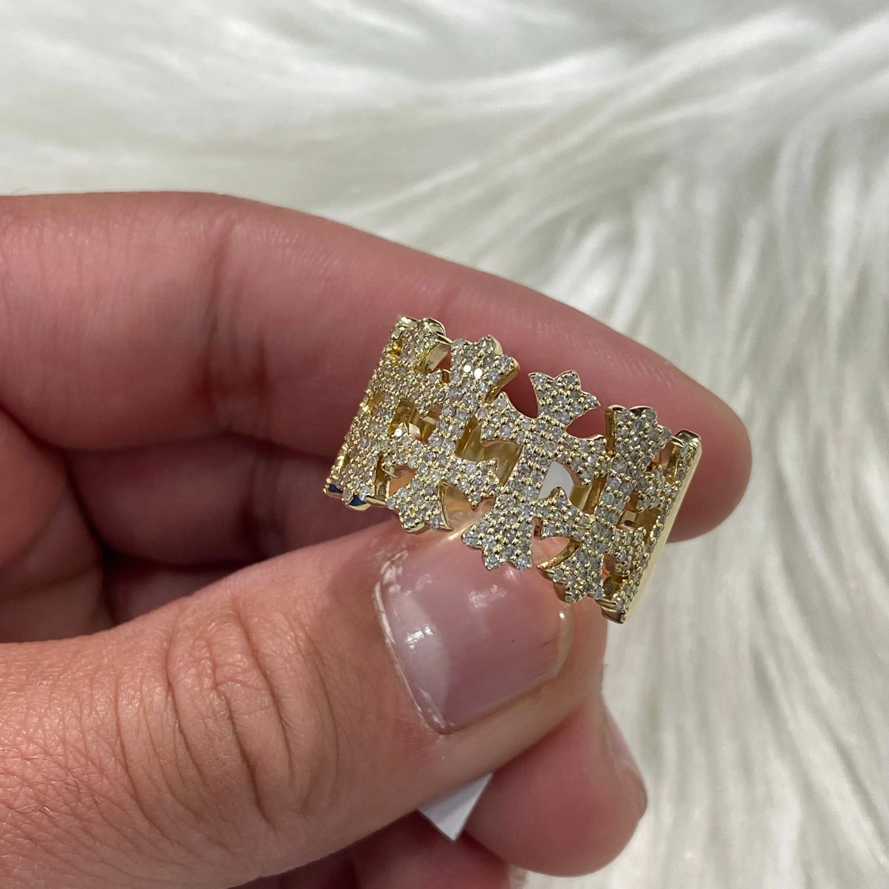 14K Yellow Gold Diamond Cross Ring 1.43Ct Dia / 8.8gr / Size 10