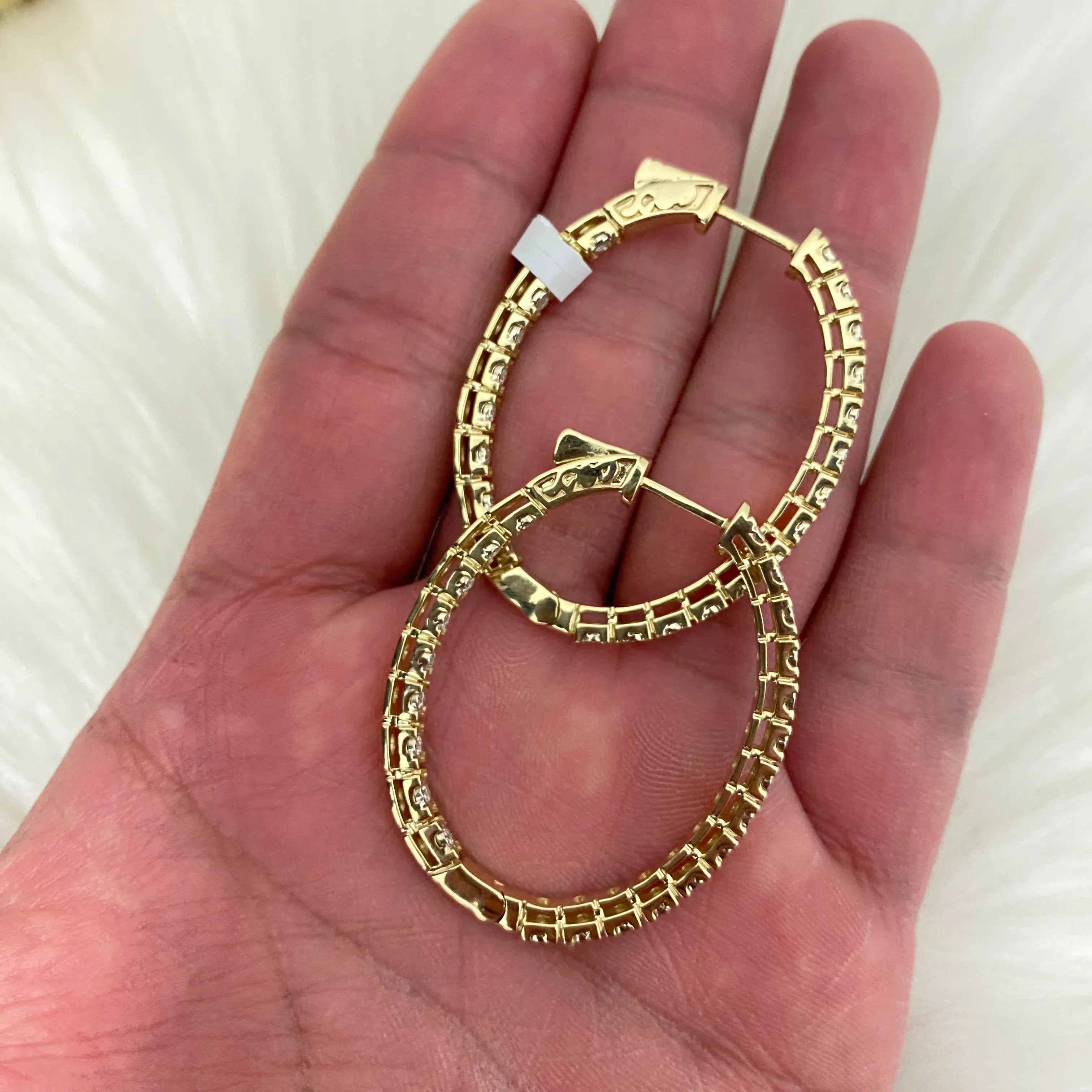 14K Yellow Gold Diamond Luxury Hoop Earrings 1Ct Dia / 17.2gr / 1.5in