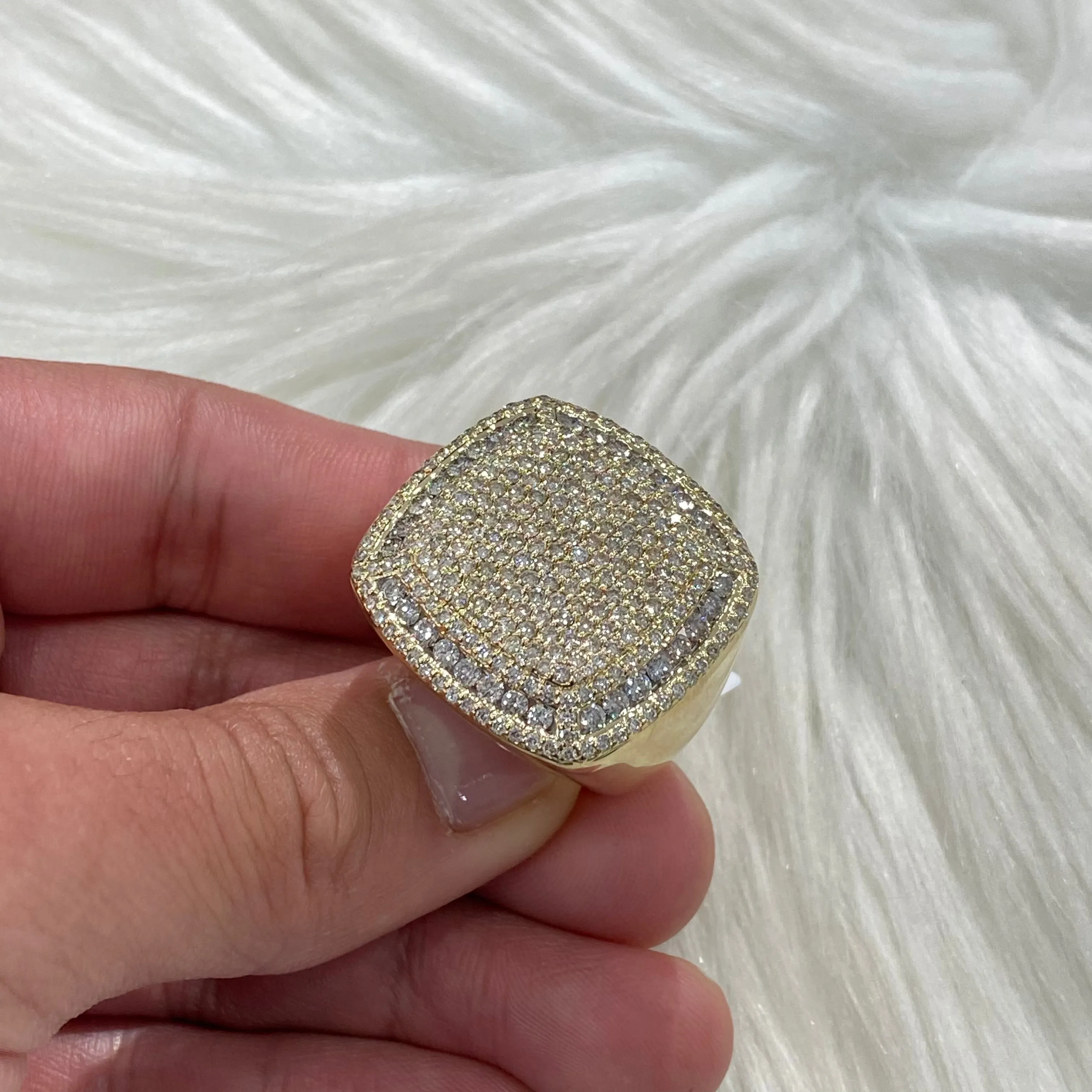 14K Yellow Gold Diamond Square Ring 3.46Ct Dia / 18.5gr / Size 10