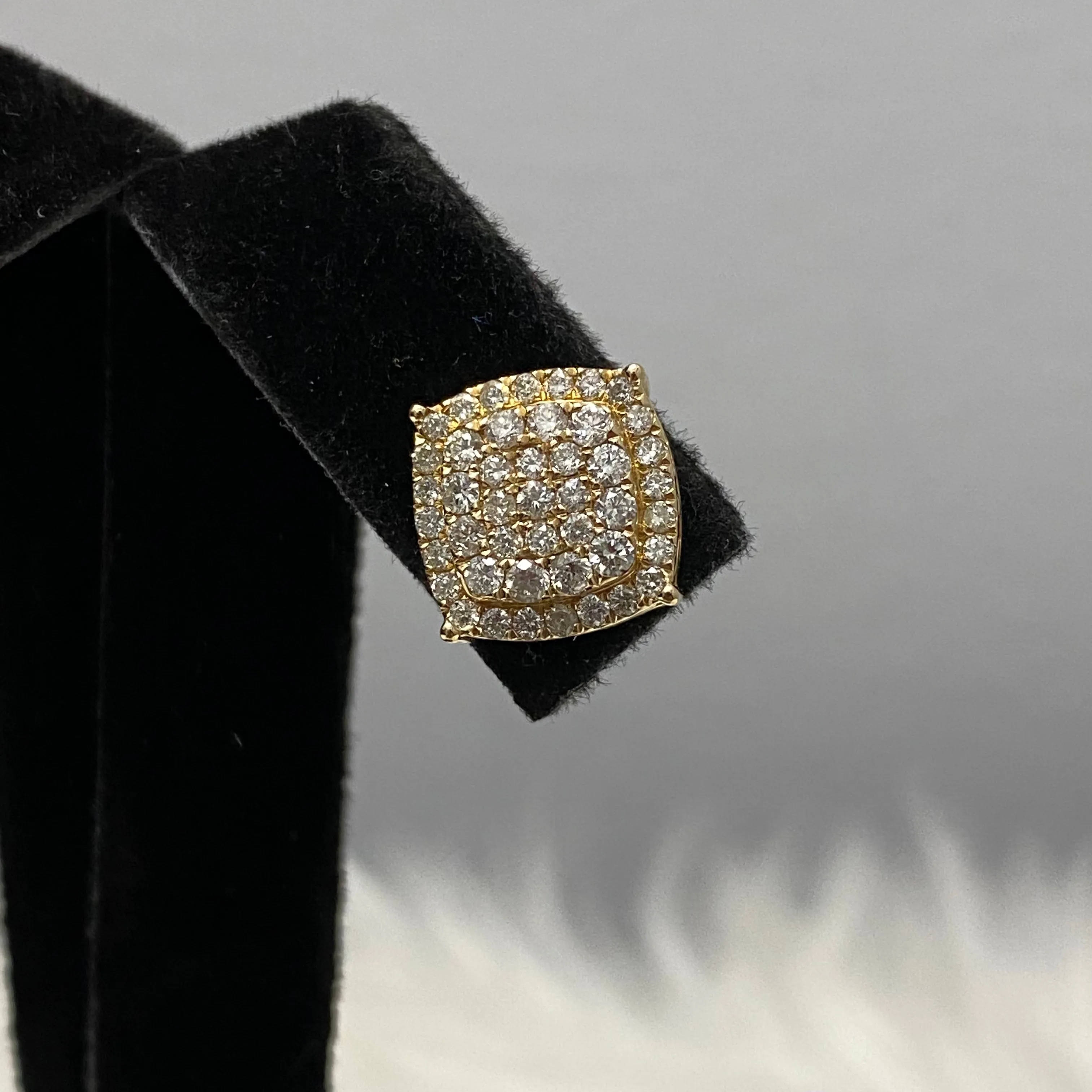 14K Yellow Gold Diamond Square Stud Earrings Ct Dia Vs / 3.6gr
