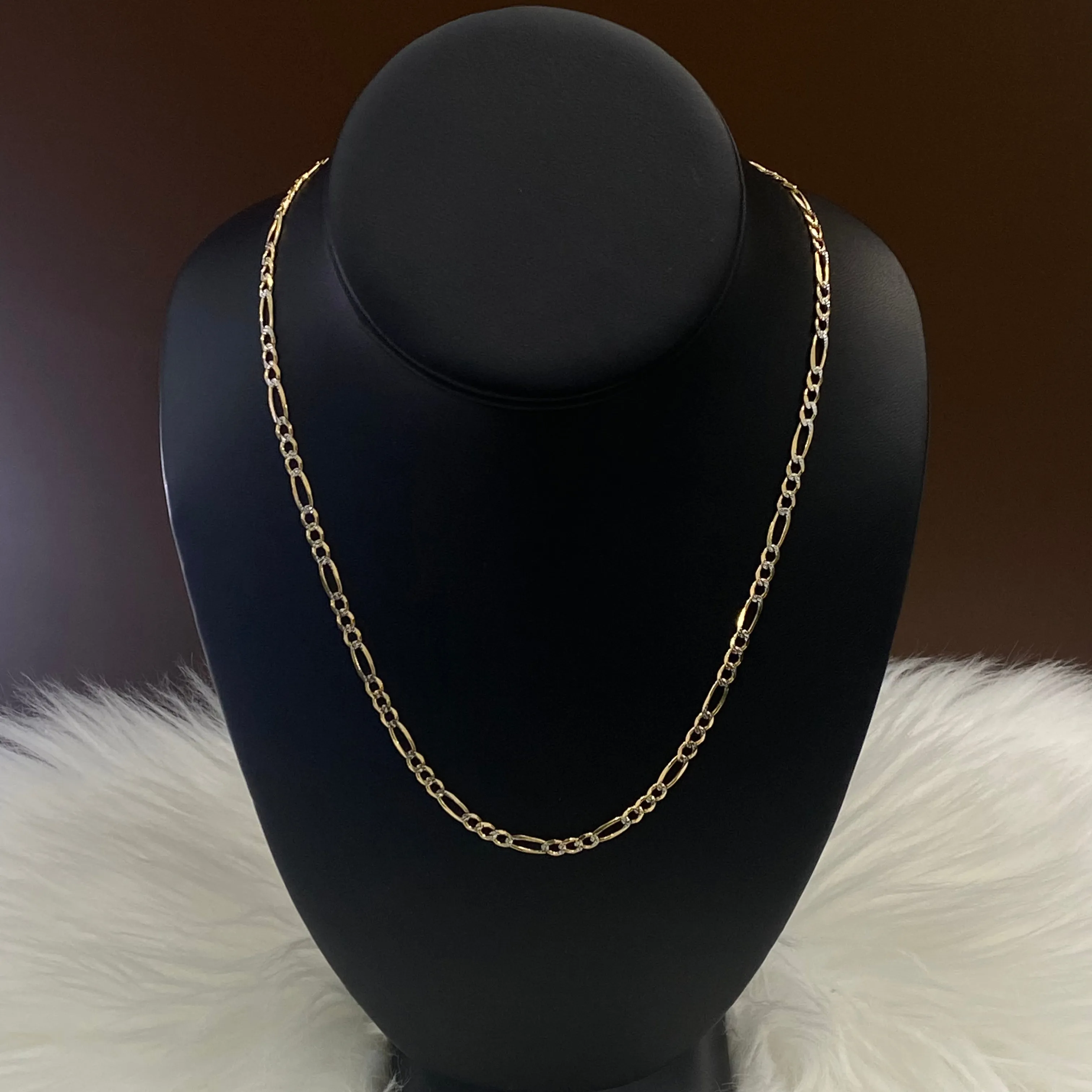 14K Yellow Gold Figaro Diamond Cut Chain / 11.6gr / 3.7mm / 24in