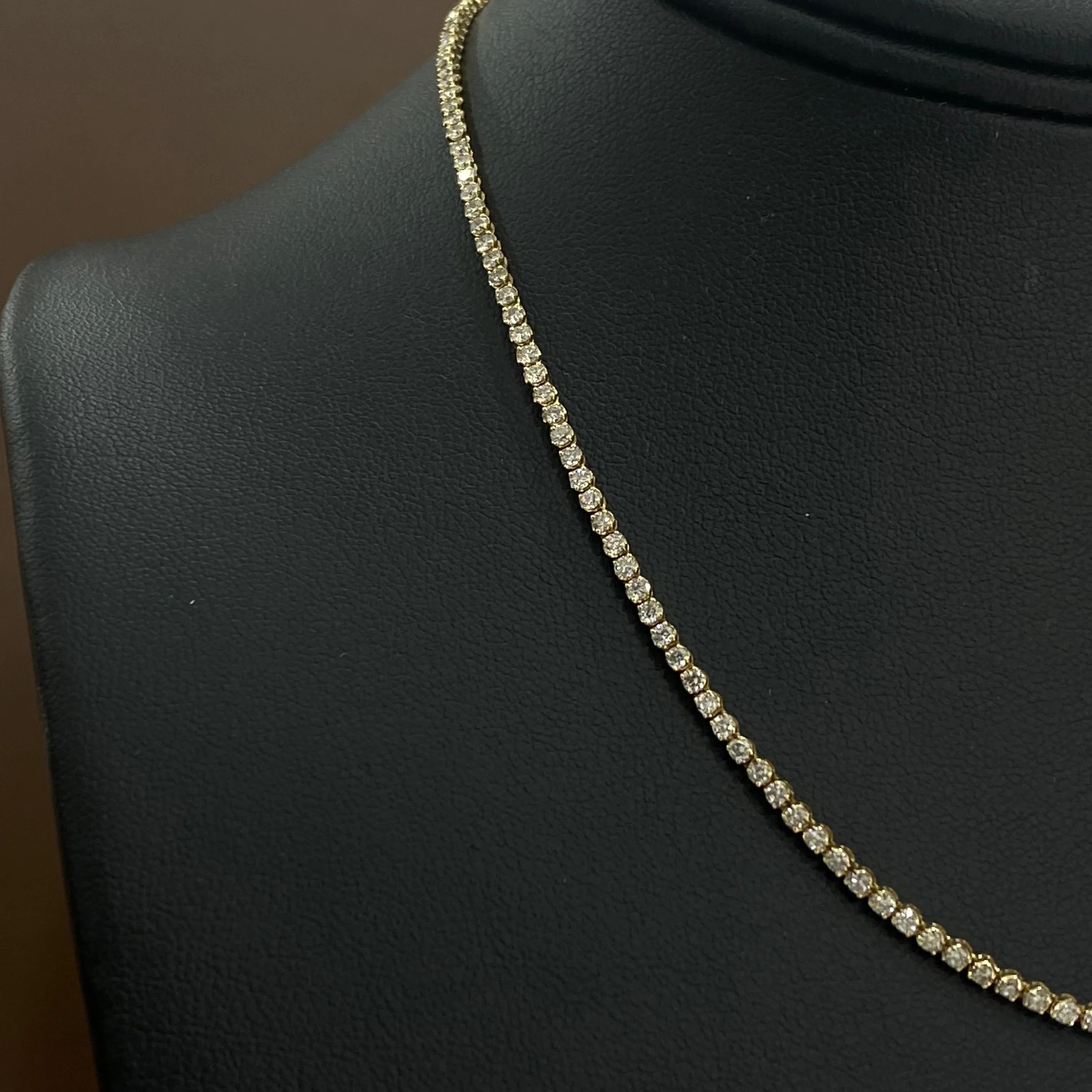 14K Yellow Gold Tennis Chain 3.35Ct Dia / 6.4gr / 2mm / 16in