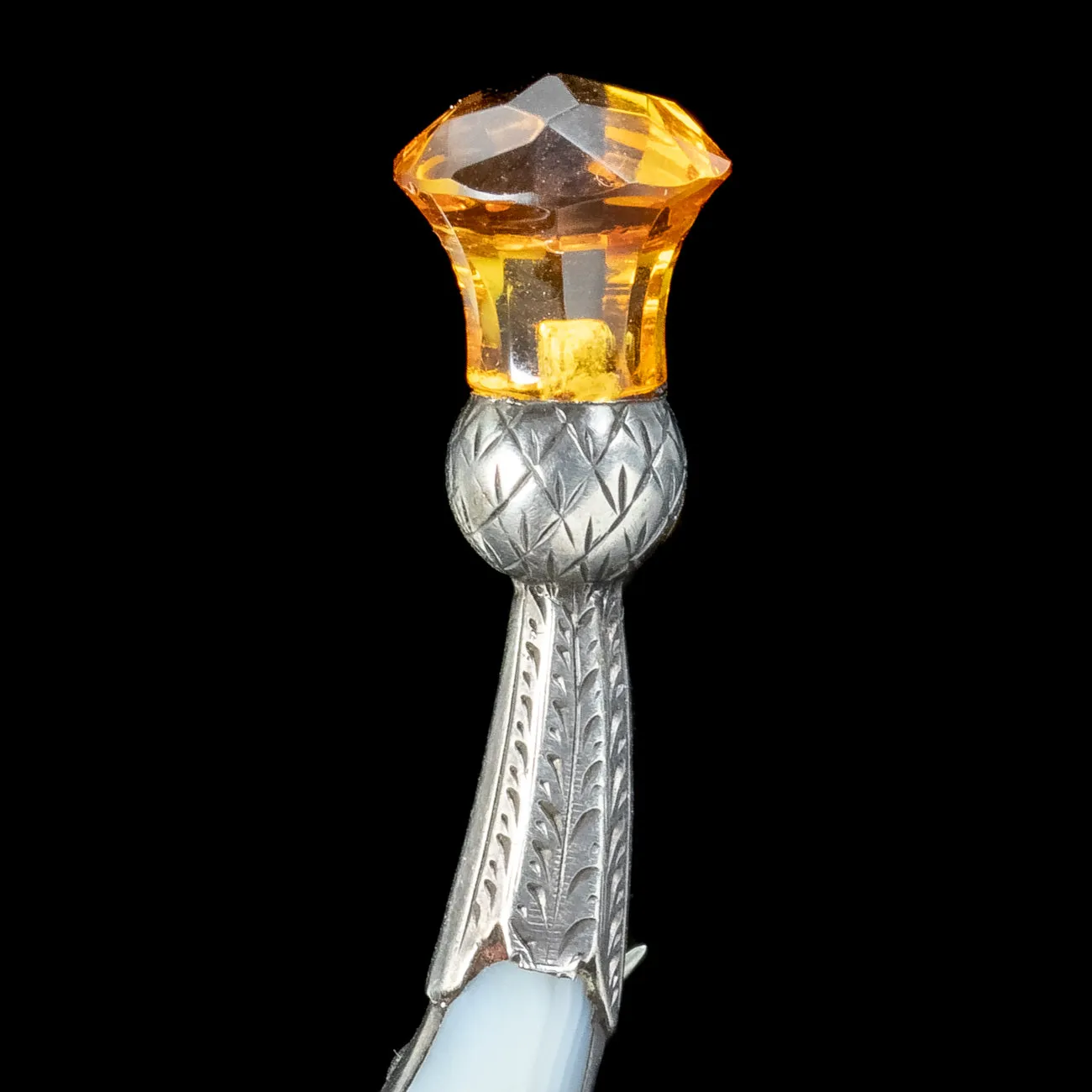 Antique Victorian Scottish Agate Horn Brooch Silver