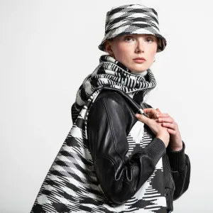 ARGYLE BUCKET HAT BLACK WHITE