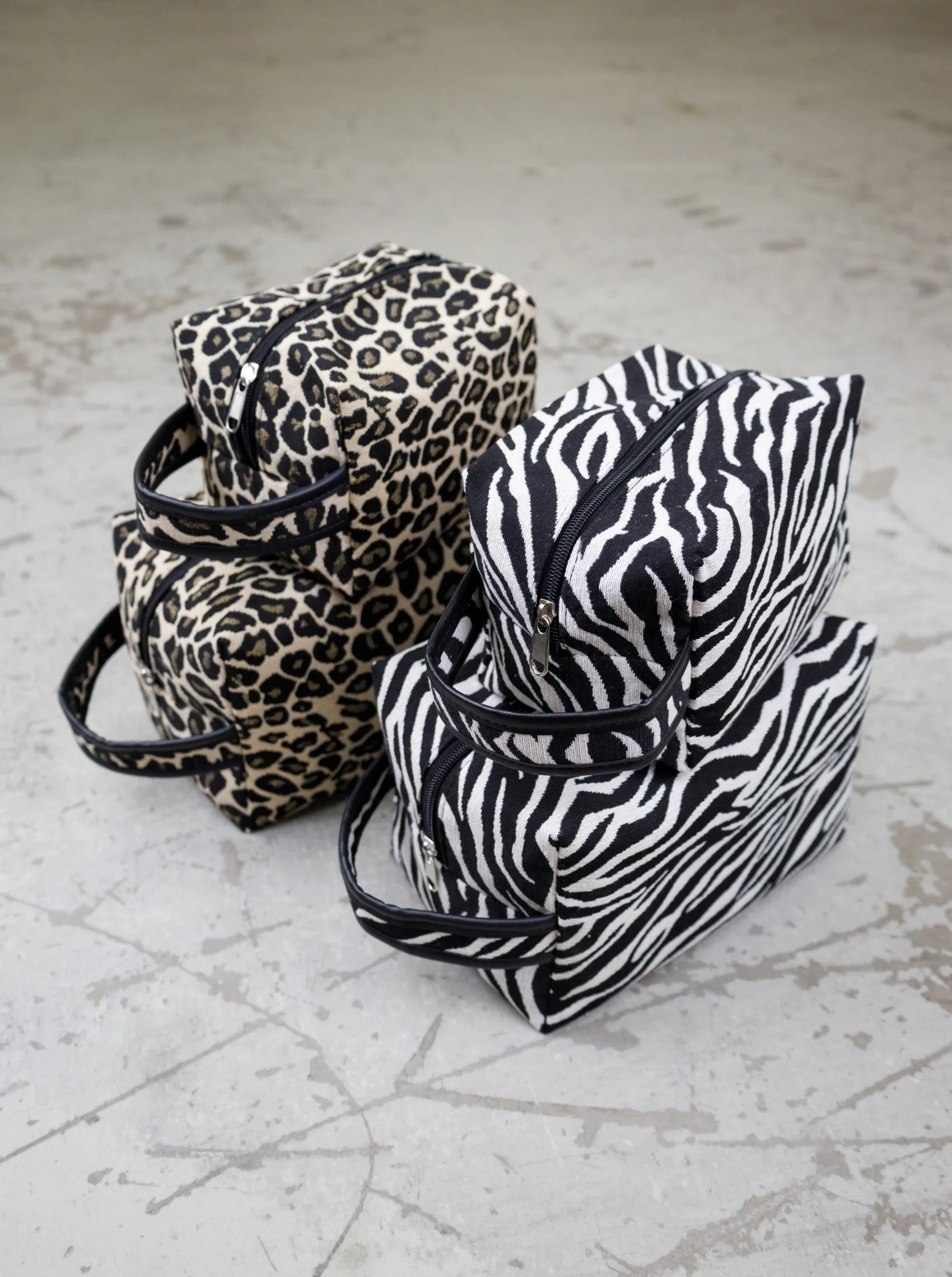 BCNYLA makeup bag - Zebra