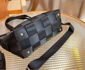 Black Prada woman Handbag