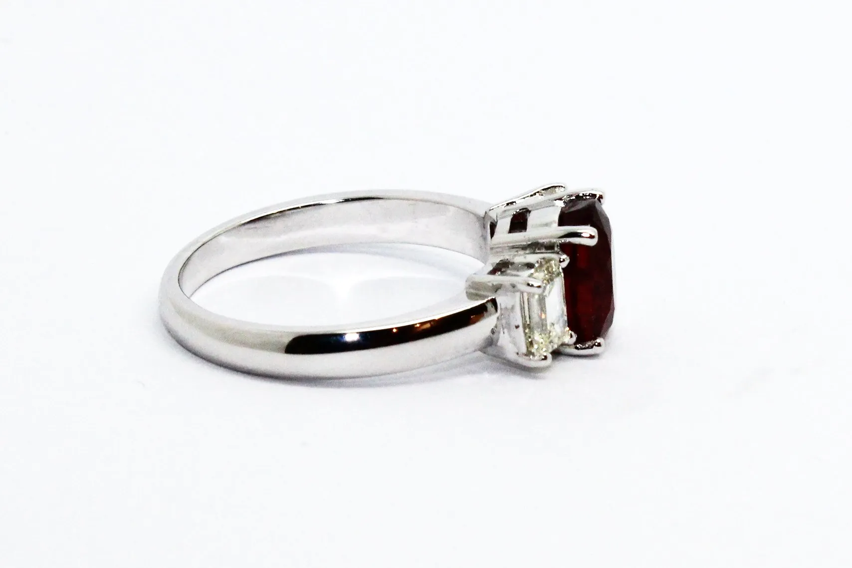 BLOOD RUBY AND DIAMOND RING AD NO.1624