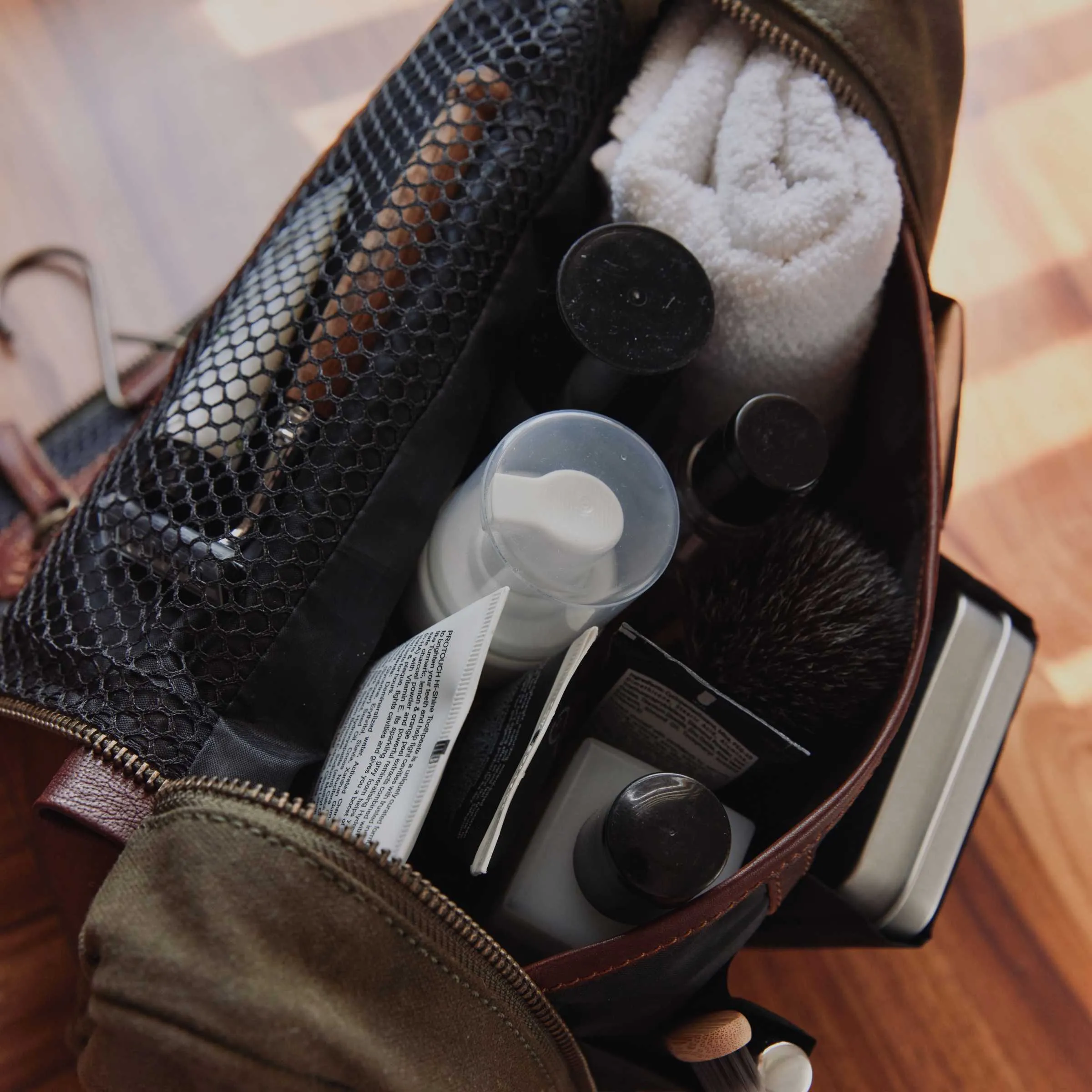 Brown Toiletry Bag | Waxed Canvas