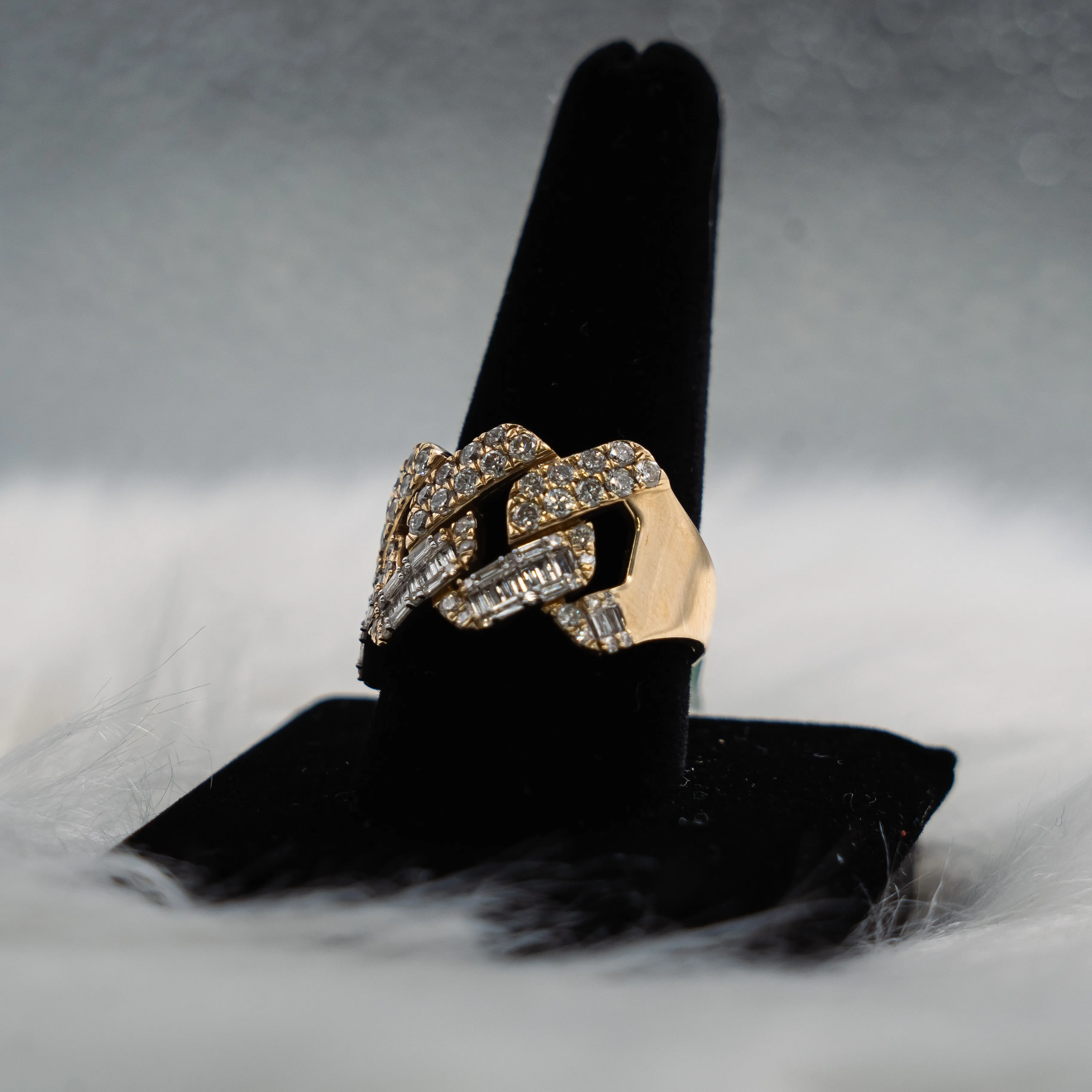 Chain Ring 14K Yellow Gold With Diamond 2,75ct / 14.9gr / Size 10.5
