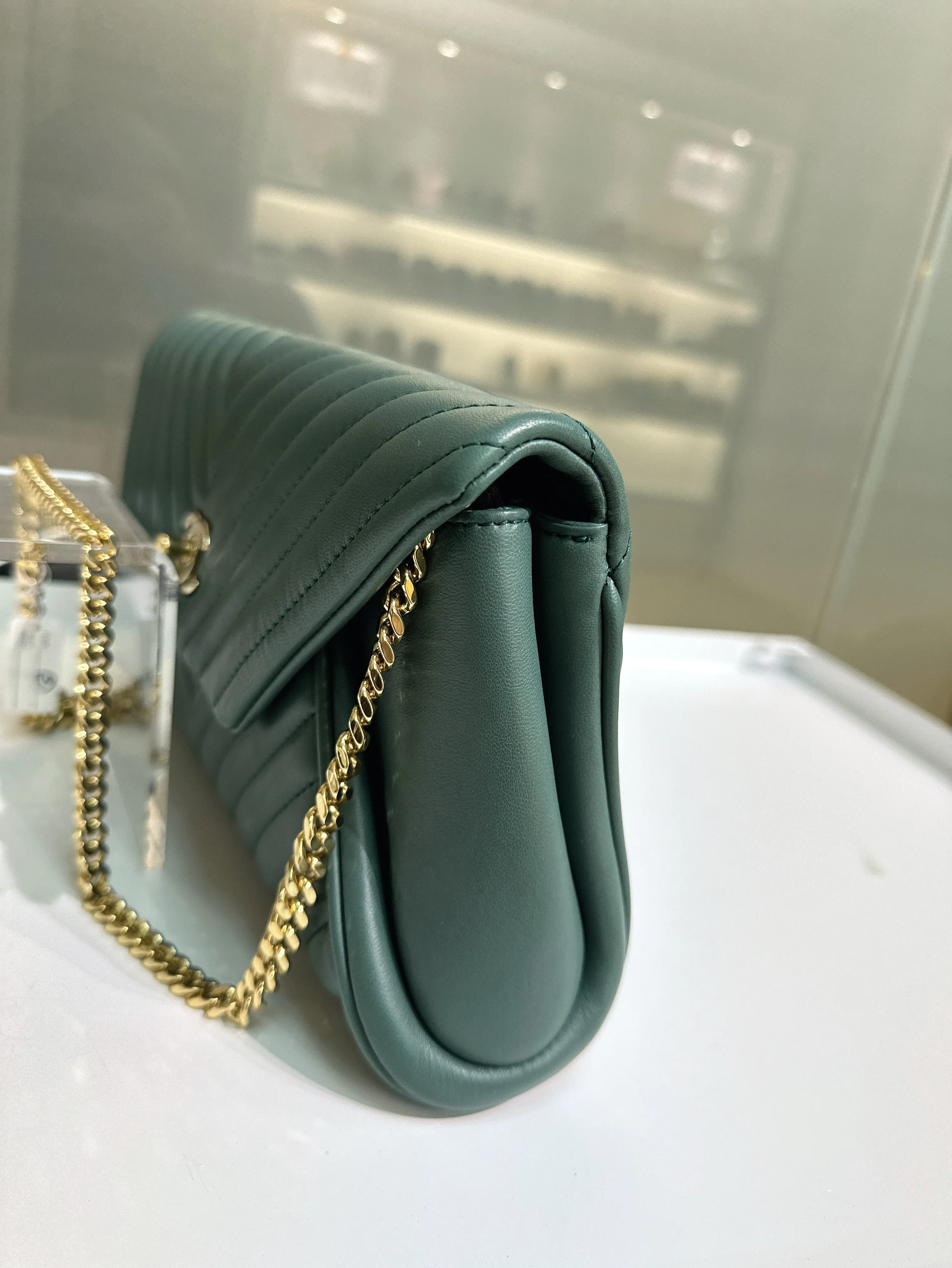 Chanel Cluth Green Bag