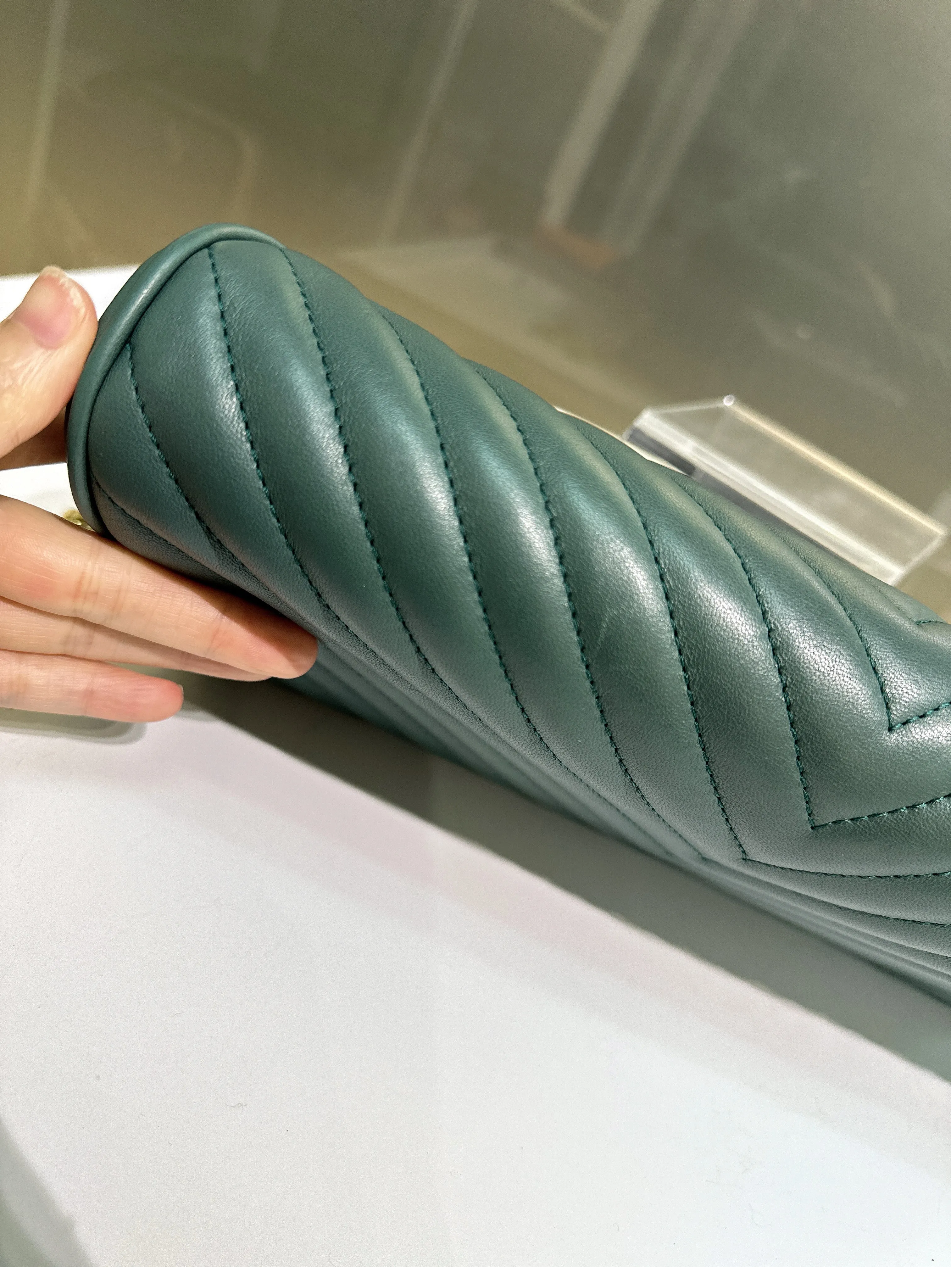 Chanel Cluth Green Bag