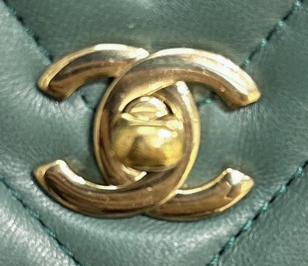 Chanel Cluth Green Bag