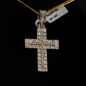 Cross Pendant 10K Yellow Gold With Diamond Baguette / 6.8gr
