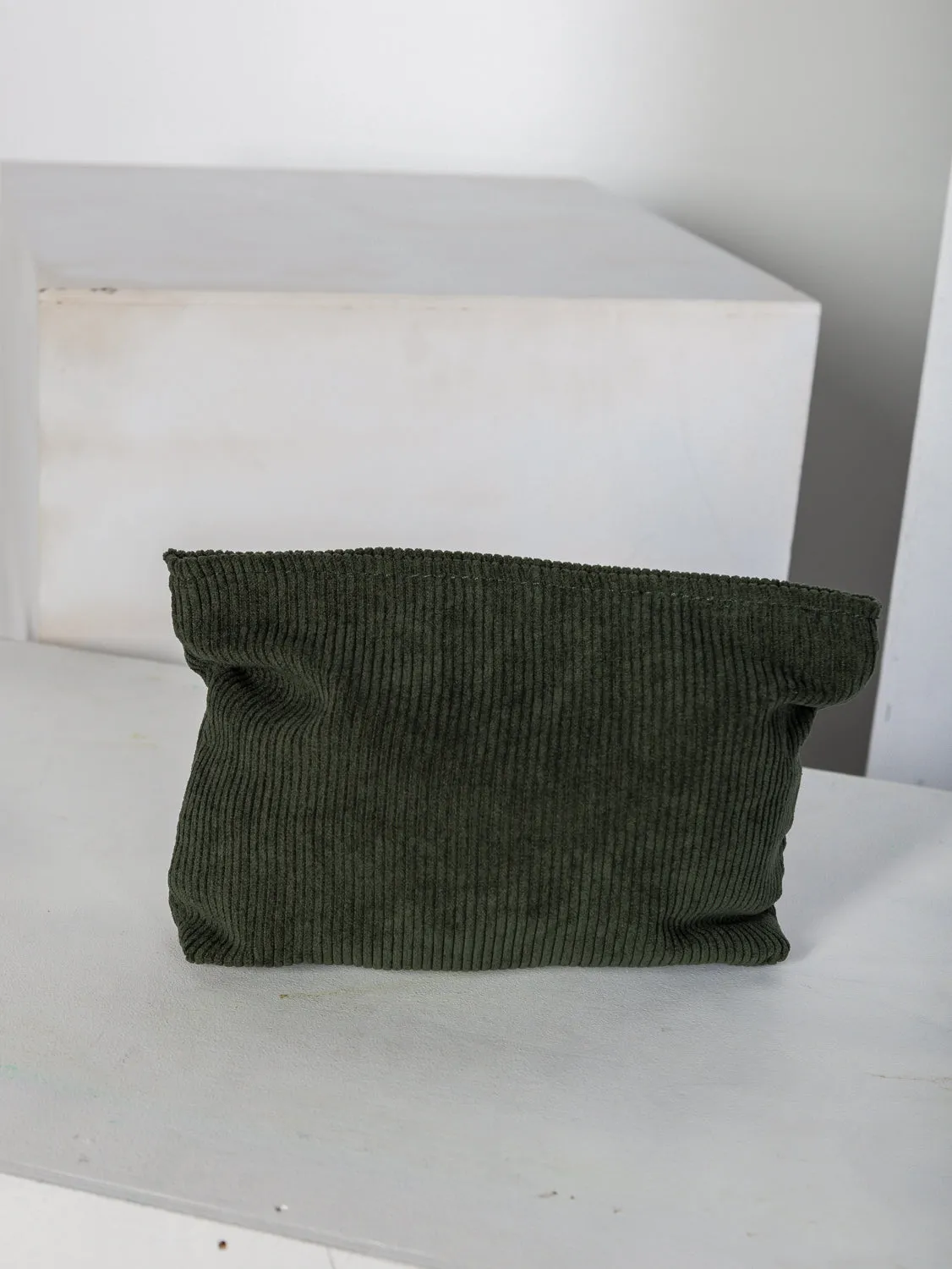 Evergreen Cord Pouch - Green