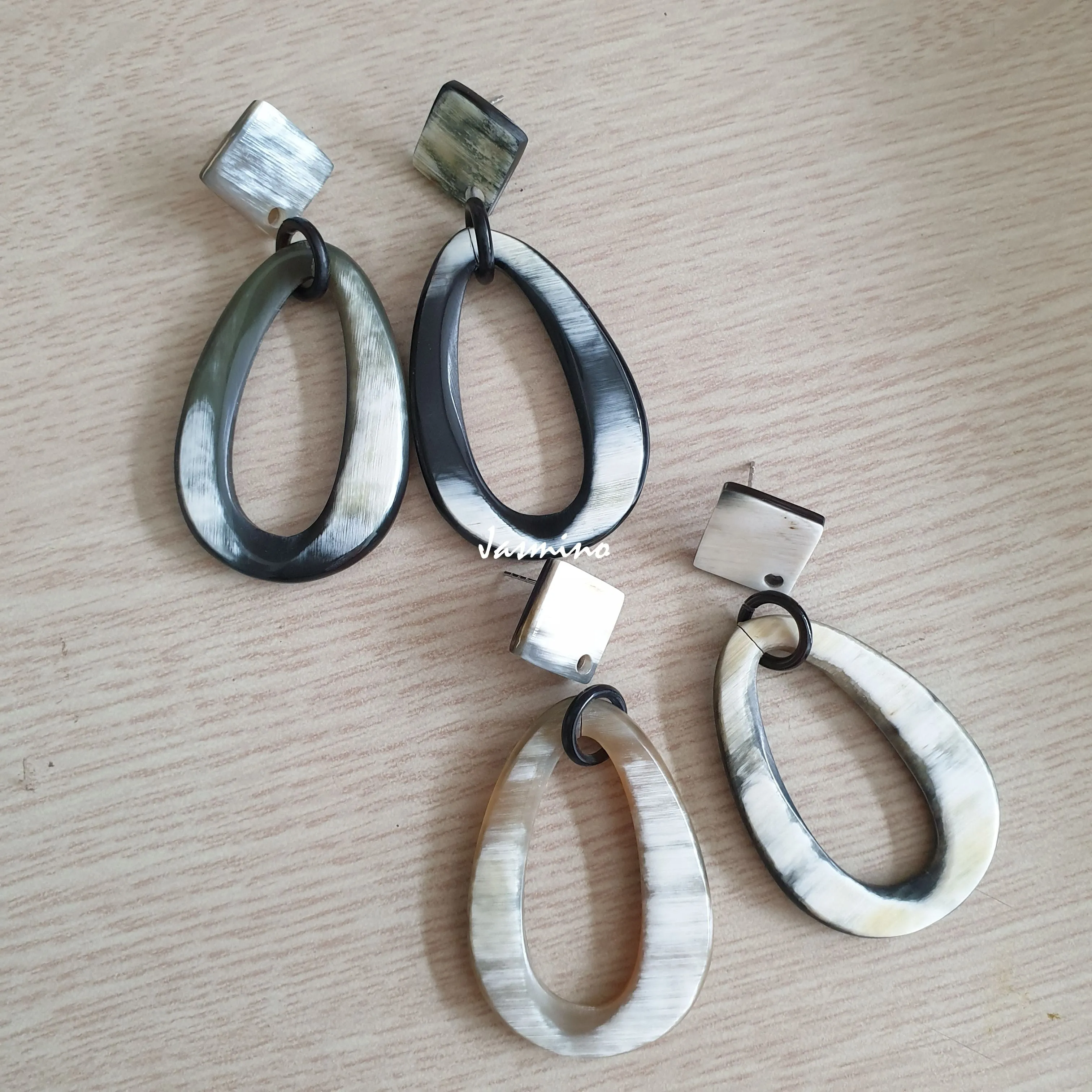 Exquisite Handmade Waterdrop Shaped Drop Earrings Made By Natural Buffalo Horn
