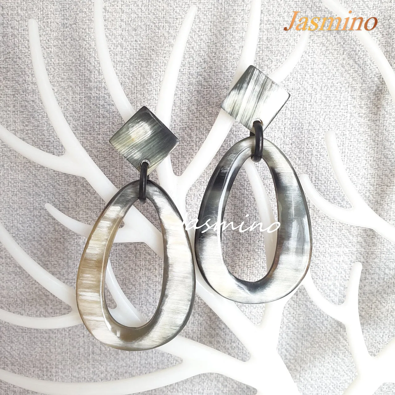 Exquisite Handmade Waterdrop Shaped Drop Earrings Made By Natural Buffalo Horn