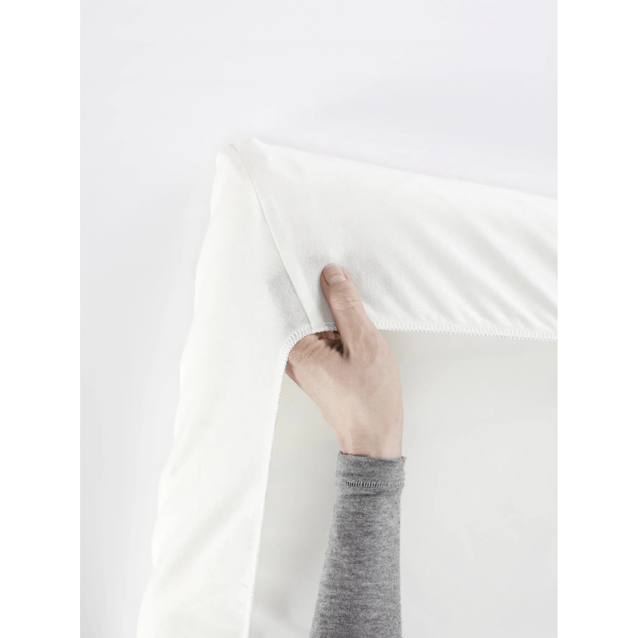 Fitted Sheet for Travel Cot - White