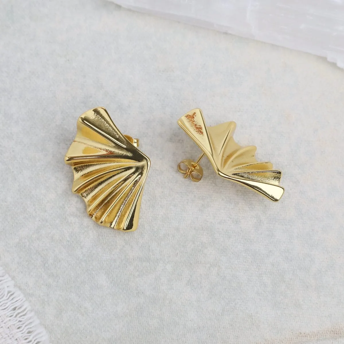 Gold Fan Curls Earrings