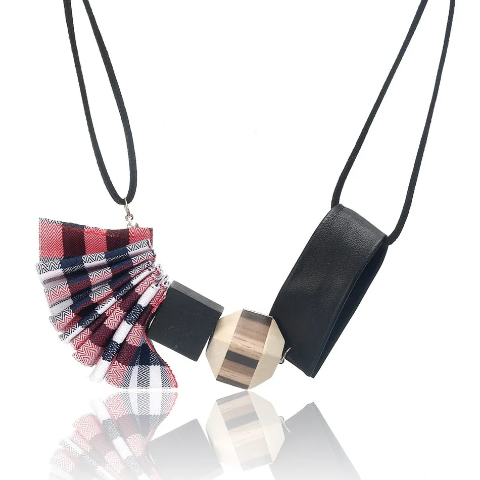 Handmade Plant Fibres Necklace
