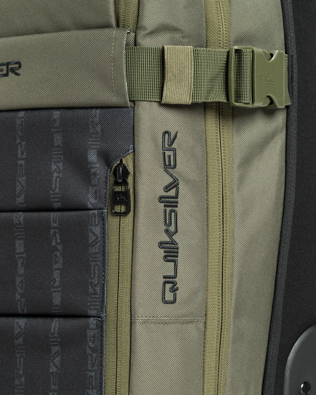 Horizon Wheelie Luggage Bag in Grape Leaf