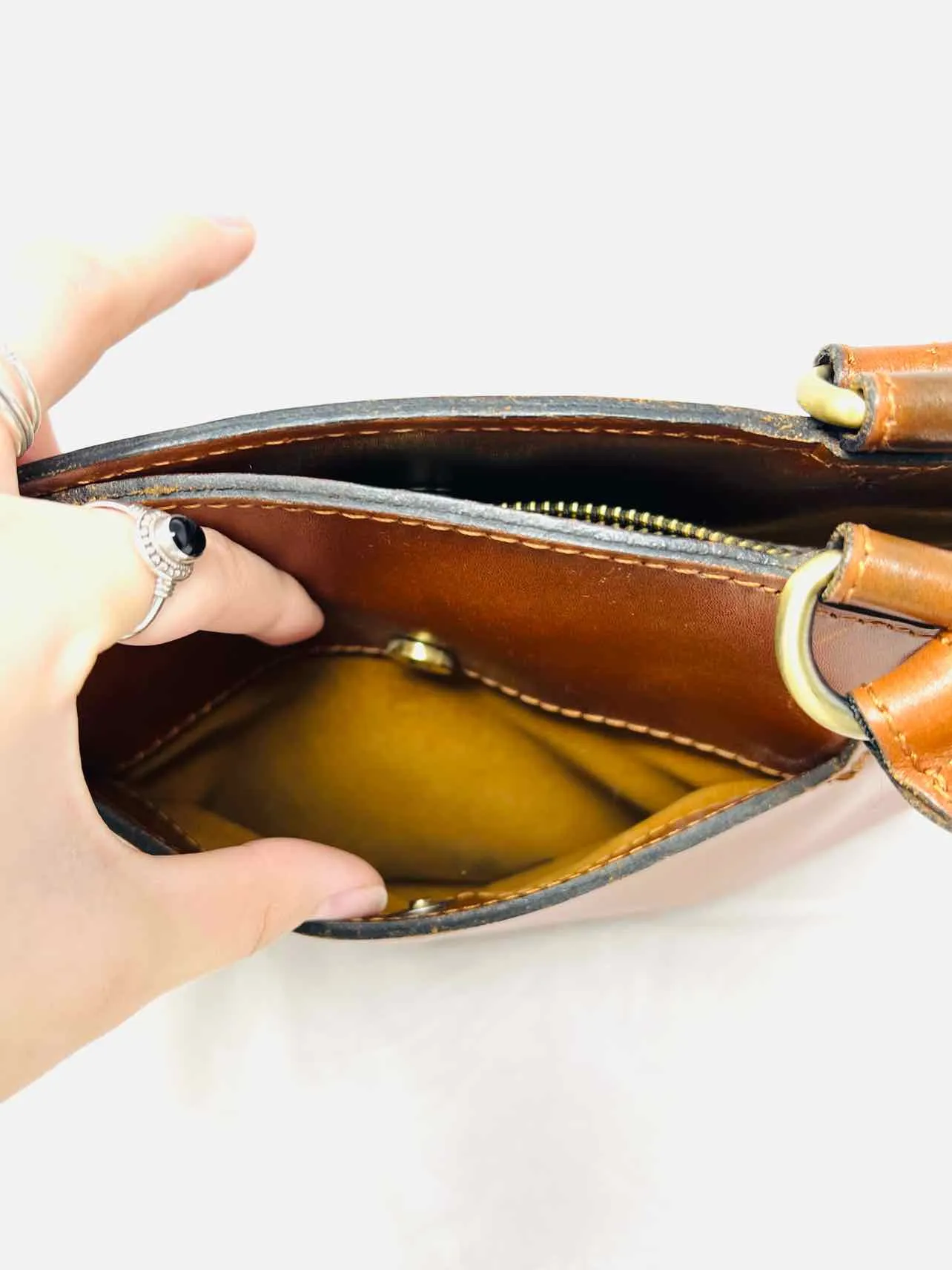 Patricia Nash Cognac Shoulder Bag Turn-lock Leather W/ BAG! Designer Tote