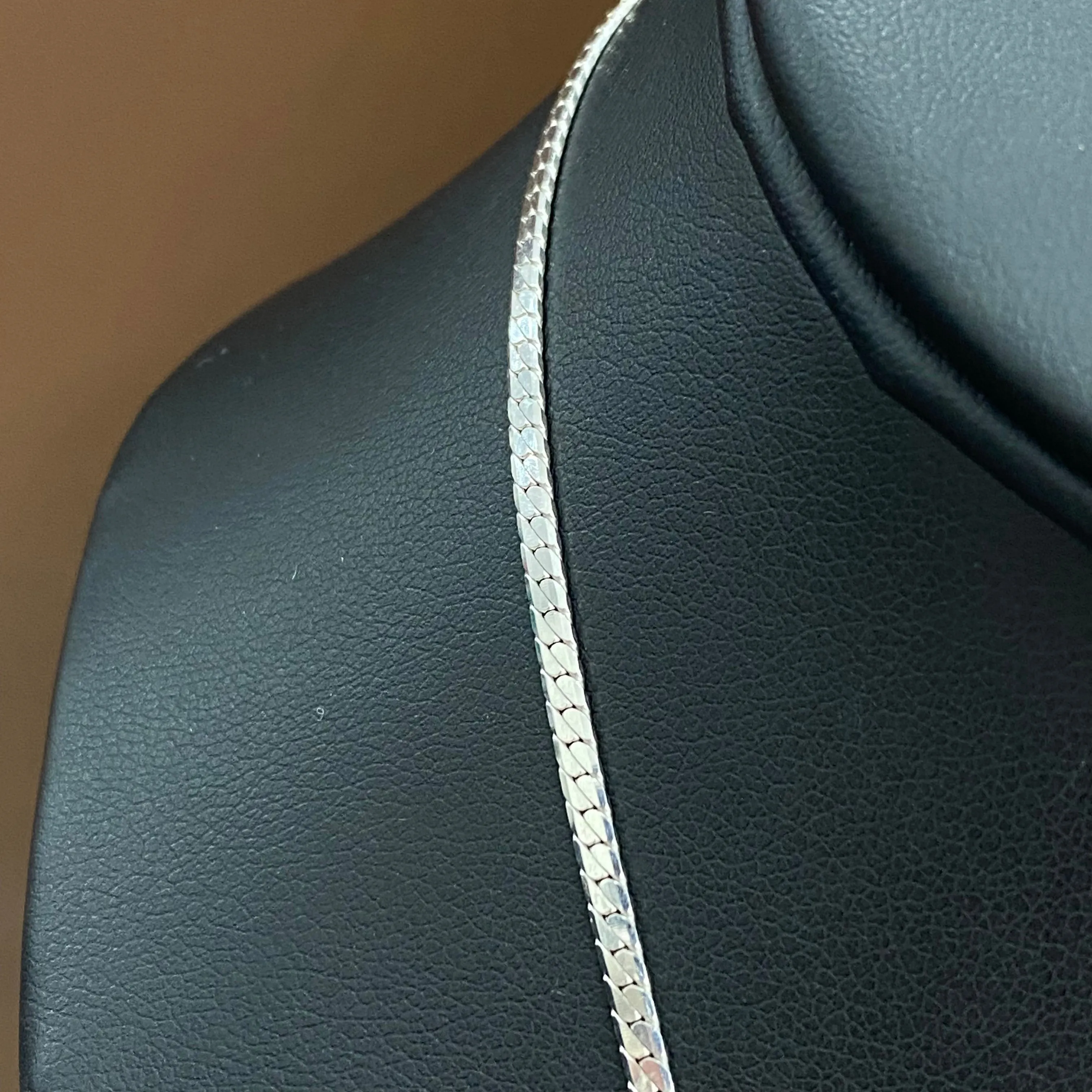 Platinum White Gold Diamond Luxury Chain Ct Dia / 17.1gr / 2.2mm / 17in