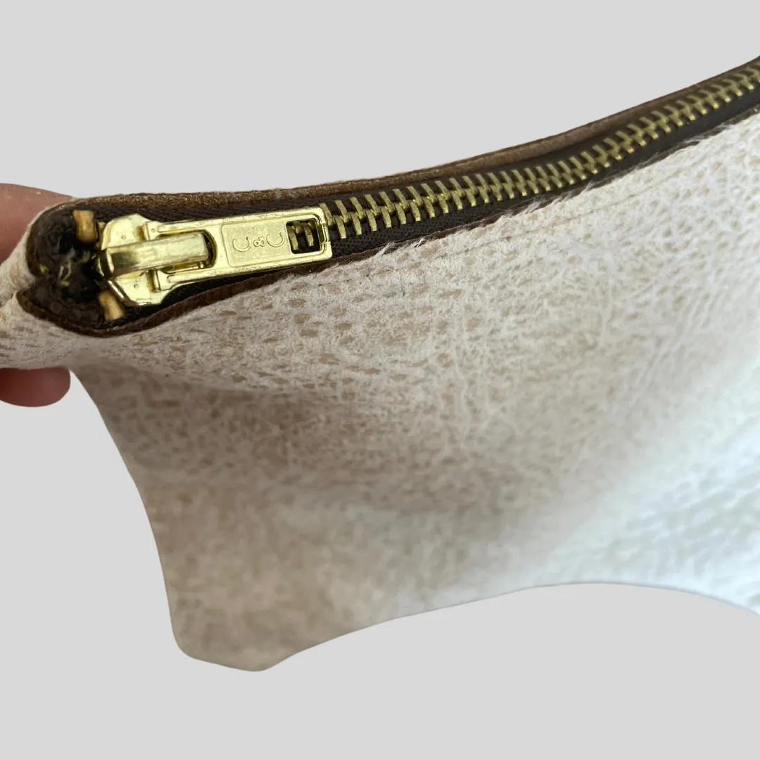 "Beige Vegan Leather Bag – Stylish and Eco-Friendly"