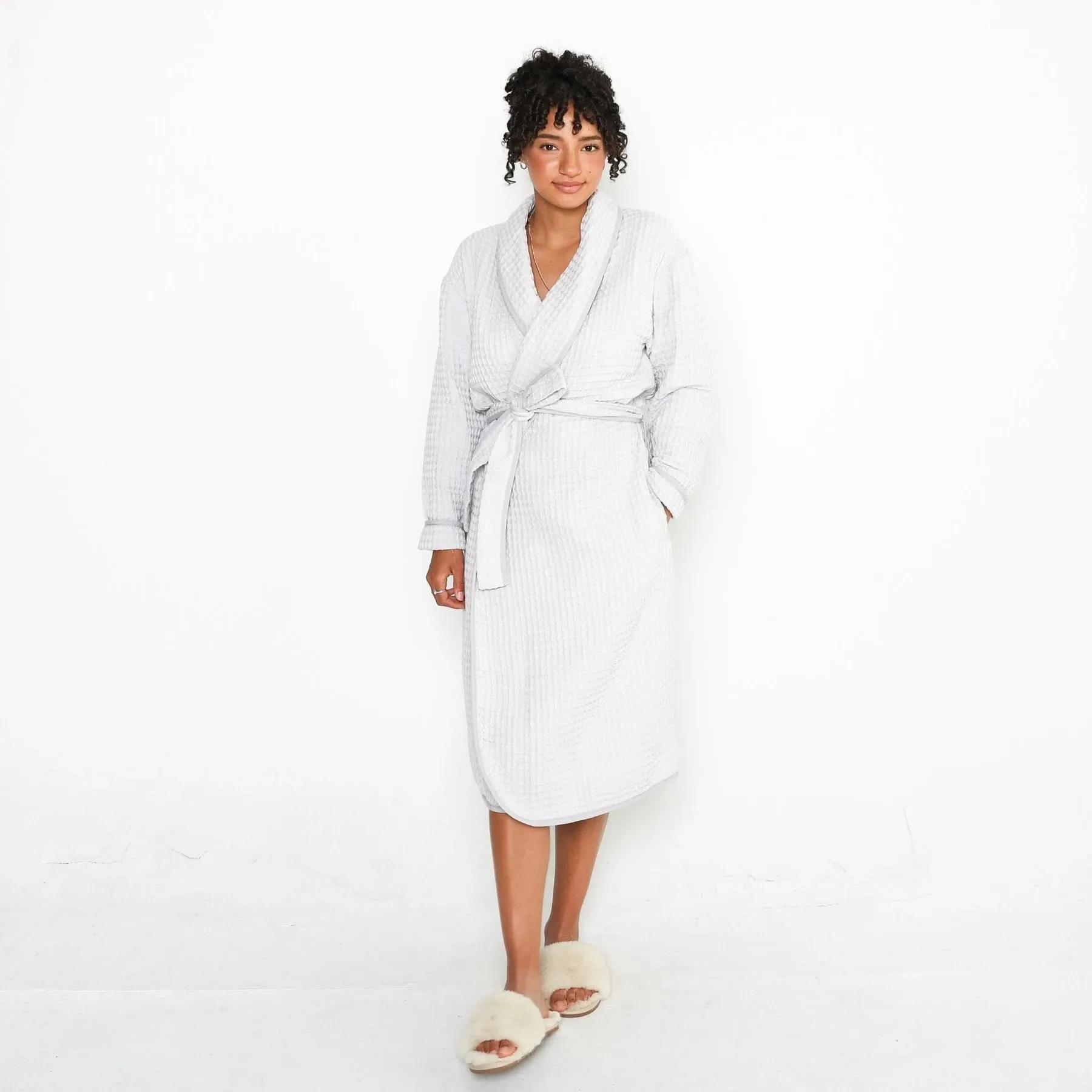 Tofino Towels | THE HARMONY BATH ROBE [PEWTER]